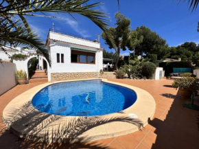 Los Molinos - by Aldertons